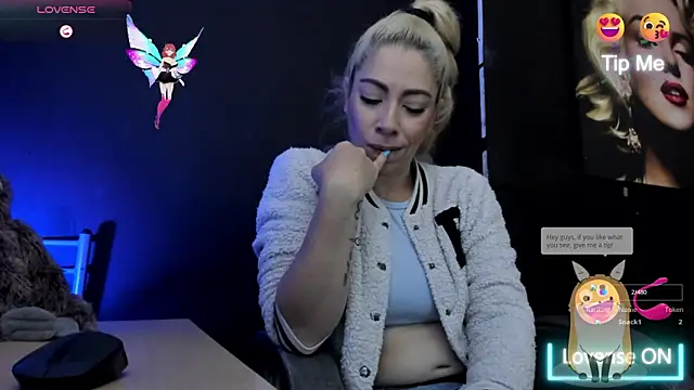 viktoria davis  online show from October 22, 11:26 pm