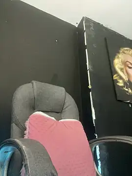 viktoria davis  online show from March 5, 10:06 pm