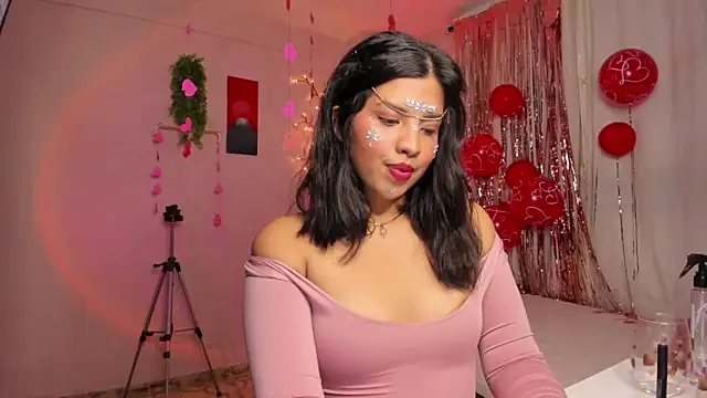 Snapshot of byanabrown chatting on February 13, 11:34 pm byanabrown online show from February 13, 11:34 pm