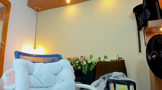 Snapshot of tattokoi chatting on February 25, 4:10 pm tattokoi online show from February 25, 4:10 pm