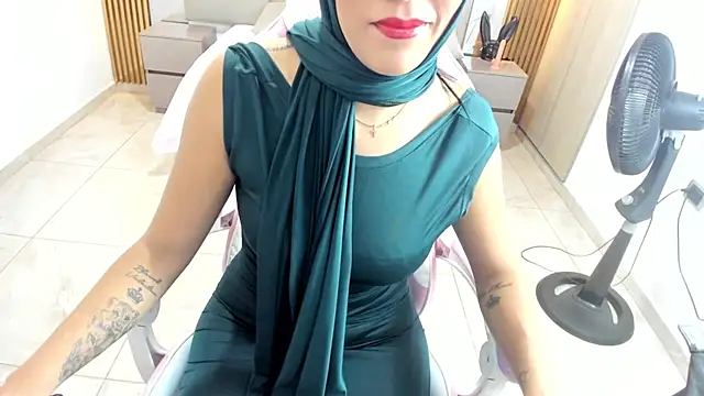 Zulema hamdi online show from January 28, 12:11 pm