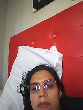 Snapshot of ROSARIOBELLA13 chatting on July 2, 8:04 pm ROSARIOBELLA13 online show from July 2, 8:04 pm