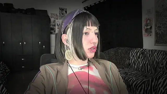 roxy toxic online show from July 7, 1:19 am