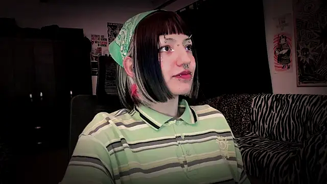 roxy toxic online show from August 4, 12:47 am