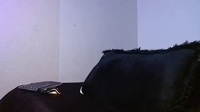Lliam 2 online show from September 17, 5:53 am