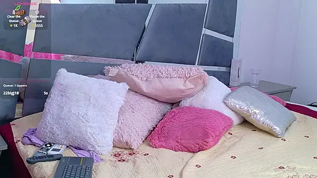 adry moris online show from February 1, 7:36 am