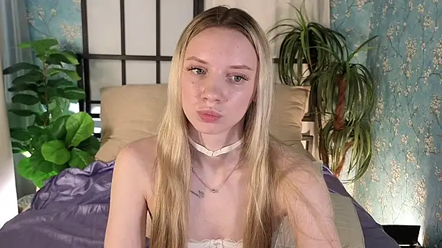 katt  y online show from June 16, 5:10 am