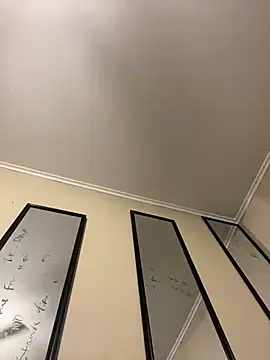 biggzee6 online show from October 18, 7:03 pm