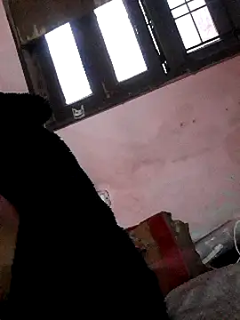 MMEENAJII online show from January 17, 10:11 am