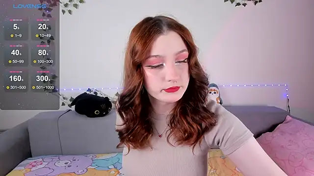 Snapshot of EmmyStar_ chatting on February 24, 5:09 pm EmmyStar  online show from February 24, 5:09 pm