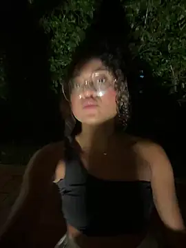 Ariana lily  online show from March 16, 7:37 am