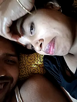 Hot couple 1 online show from April 12, 5:40 pm