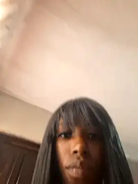 Snapshot of melangelo17 chatting on March 2, 4:10 pm melangelo17 online show from March 2, 4:10 pm