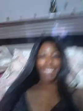 Snapshot of melangelo17 chatting on March 17, 2:34 pm melangelo17 online show from March 17, 2:34 pm