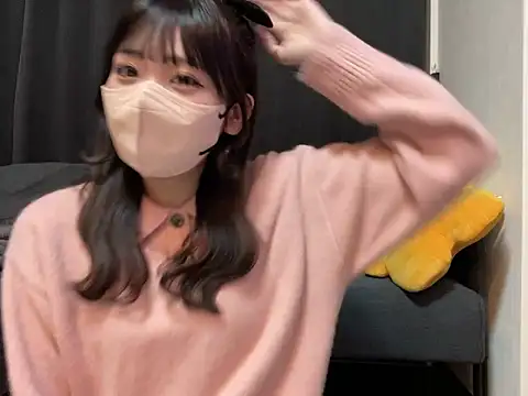 Snapshot of shina_mo_n_ch chatting on December 18, 11:27 am shina mo n ch online show from December 18, 11:27 am