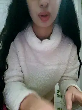 Snapshot of majdolin78 chatting on March 2, 7:56 pm majdolin78 online show from March 2, 7:56 pm