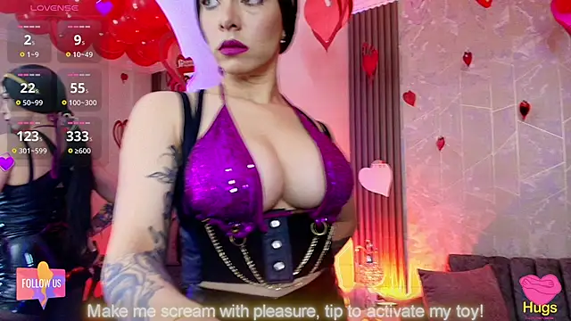Aurora thomas  1 online show from February 17, 11:34 am