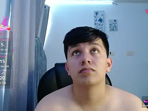 Snapshot of Alan_red chatting on February 11, 5:07 pm Alan red online show from February 11, 5:07 pm