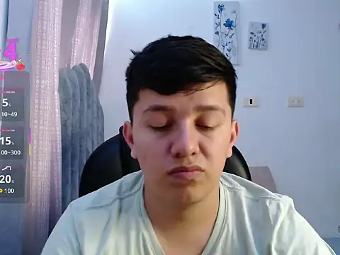 Snapshot of Alan_red chatting on March 20, 4:01 pm Alan red online show from March 20, 4:01 pm