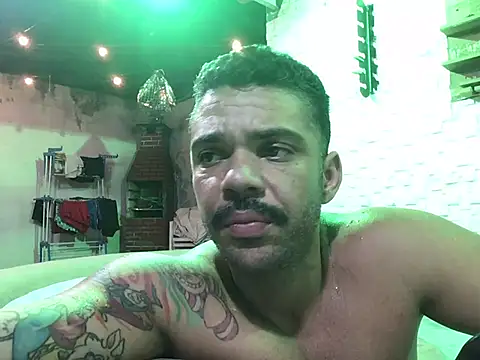 grossocalibre20 online show from March 22, 9:51 pm