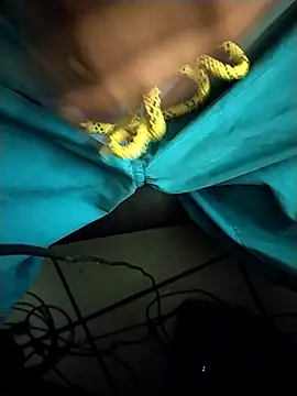 Snapshot of marcello69sexo chatting on February 9, 5:19 am marcello69sexo online show from February 9, 5:19 am