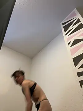 Ciara2004 online show from January 11, 1:16 pm