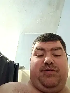 Rcraigue4 online show from October 18, 4:08 pm