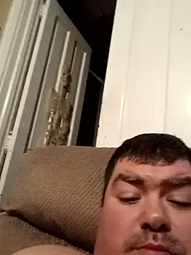 Rcraigue4 online show from October 19, 10:49 am