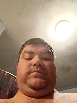 Rcraigue4 online show from October 21, 12:33 am