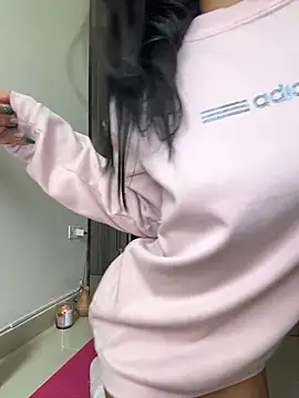 Bella Smiith  online show from December 22, 4:04 pm