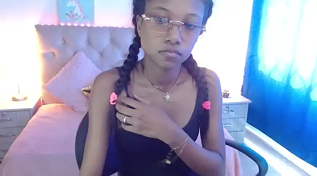 LITTLEDOLLHOT online show from January 24, 5:53 pm