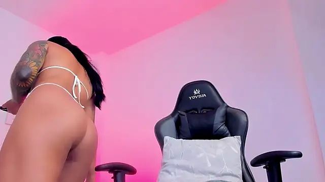 sophierooy22 online show from February 4, 1:39 pm