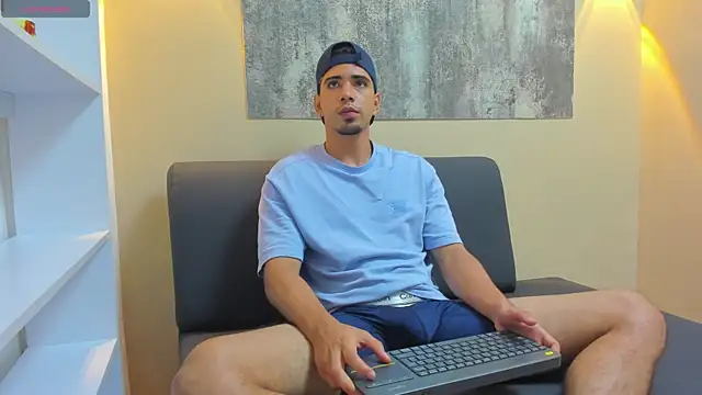 Snapshot of RYAN_PATERSON chatting on October 16, 12:28 pm RYAN PATERSON online show from October 16, 12:28 pm