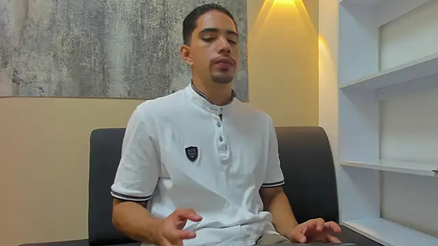 Snapshot of RYAN_PATERSON chatting on October 31, 12:50 pm RYAN PATERSON online show from October 31, 12:50 pm