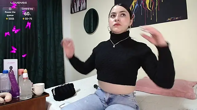 Emmie Hot online show from March 18, 12:03 pm