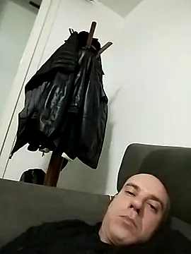 Snapshot of arveia chatting on March 15, 5:52 pm arveia online show from March 15, 5:52 pm