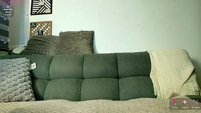 love sharol  online show from October 30, 3:30 am