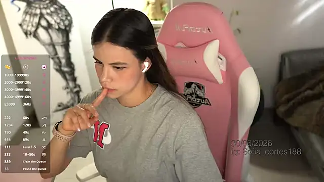 Snapshot of tatiana__cortes18 chatting on June 30, 8:43 pm tatiana cortes18 online show from June 30, 8:43 pm
