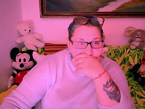 mayamayx online show from October 13, 5:57 pm