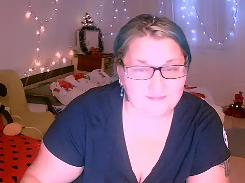 mayamayx online show from December 17, 7:53 pm