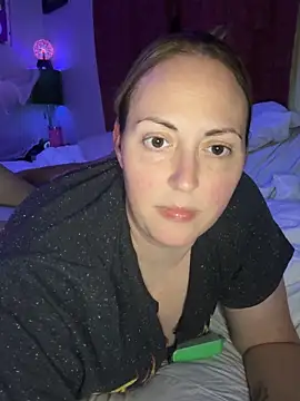 Snapshot of Dadbod4you chatting on October 14, 4:57 am Dadbod4you online show from October 14, 4:57 am