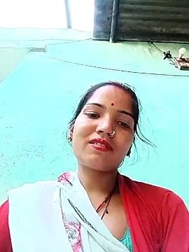 Bhuvi Bedi online show from February 16, 10:54 am