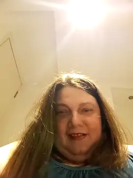 Snapshot of HotHornyEmmaX chatting on March 19, 10:14 pm HotHornyEmmaX online show from March 19, 10:14 pm