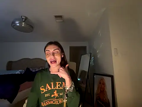 Snapshot of geld_88 chatting on November 20, 2:23 am geld 88 online show from November 20, 2:23 am