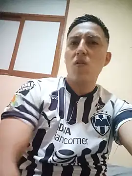 Snapshot of LuisMex1998 chatting on July 15, 8:52 am LuisMex1998 online show from July 15, 8:52 am