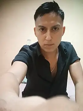 Snapshot of LuisMex1998 chatting on July 20, 12:58 am LuisMex1998 online show from July 20, 12:58 am