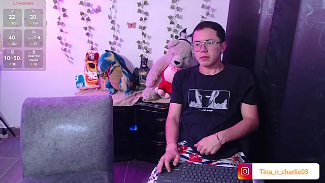 Tina 4 Charlie online show from February 8, 3:04 pm