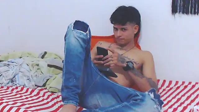 lu nastyboy18 online show from September 24, 2:04 am