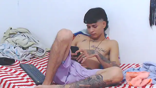 lu nastyboy18 online show from September 28, 3:34 am