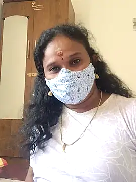 Snapshot of Tamil_Aathira chatting on February 13, 6:41 am Tamil Aathira online show from February 13, 6:41 am